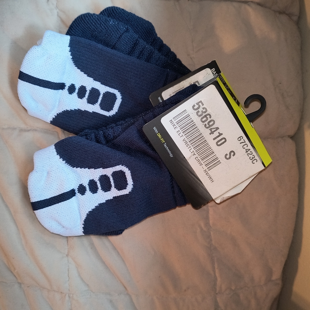 COPY - NIKE ELITE VERSATILITY CREW SOCKS SZ S NEW